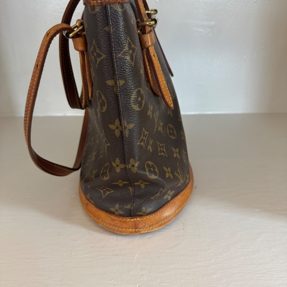 Vintage Louis Vuitton Monogram Petit Bucket 23 Bag - Picture 8 of 16
